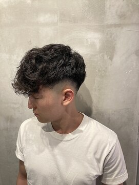 フランクスバーバーリザーブ 人形町店(FRANK’S BARBER RESERVE) スペインカール i