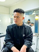 メリケンバーバーショップ フクオカ(MERICAN BARBERSHOP FUK)&nbsp;ハイライトマッシュパーマウルフアッシュブラック