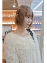 ロスタークラス(ROSTAR class) minimal BOB / 肌に溶け込むクリームベージュ*:.@rostar_halu