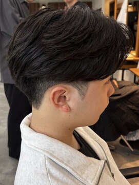 シーフ 千葉(Cyf) フェザーショート/フェザーパーマ/フェード/千葉駅/森茂樹