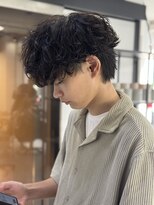 ソルバイジゼル(sol by gisele)&nbsp;【10代20代におすすめ】癖毛のような質感シャドウパーマ