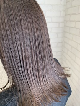 ロマンヤカタ ファース(ROMAN YAKATA fars) 髪質改善 透明感 イルミナカラー ムーンライト@田代10/9