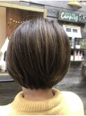 ショートボブ