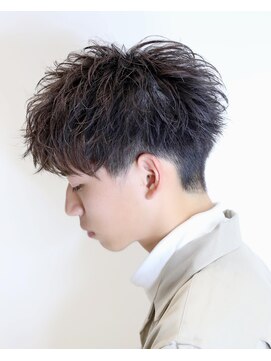ザ サードヘアー 津田沼 (THE 3rd HAIR) カッコいいサイドシルエット前下がり2ブロック刈り上げマッシュ