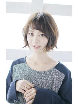 アジュテ(ajouter) 外ハネマッシュボブ