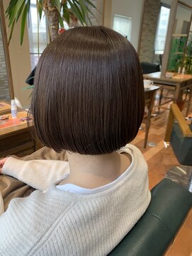 ルッカランス 王子店(Lucca Lance) 2月　グレージュカラー　ミニボブ　ルッカランスRIE