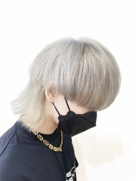 ホワイト 梅田(white) ＊メンズウルフ＊狼男は白銀を目指す