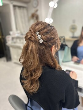 ラモ(RAMO) ハーフアップポニーテール