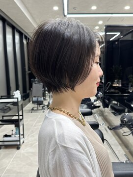 ハルキミナト ジャパン トウキョウ(HARUKI MINATO japan TOKYO) クビレショート/前髪なし/30代/40代/50代