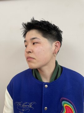 ビーバイエイトジェンツ(Bee by EIGHT GENTS) ダークアッシュアッシュブラックカルマパーマベリーショート