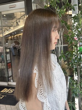 ヘアーアンドメイク ビス(HAIR&MAKE bis) 赤み消しオリーブカラー♪【唐木彩華】