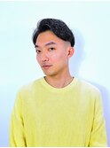 刈り上げセンターパートフェザーパーマサーフカールu