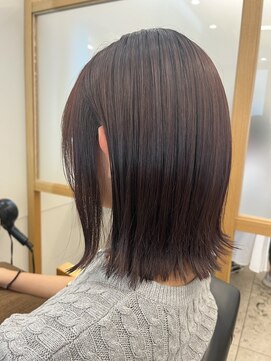 リュクスバトーバイトリコ 船橋南口店(Luxe BATEAU by tricot) 軽めミディアムボブ