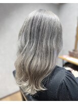 ビスイル 秋葉原店(Vis ill) オンブレグレージュオリーブベージュくびれミディ大人美人