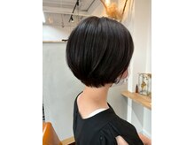 レナータヘアカロ(Renata hair Caro)