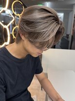 ラ キング(LA KING)&nbsp;MEN’S HAIR/バレイヤージュ/刈り上げセンターパート/栄久屋大通