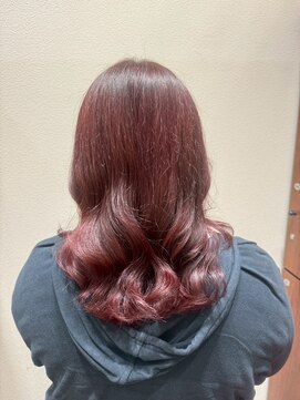 アクセ 20代30代大人可愛い立体感パーマ×ダブルカラーチェーリーレッド