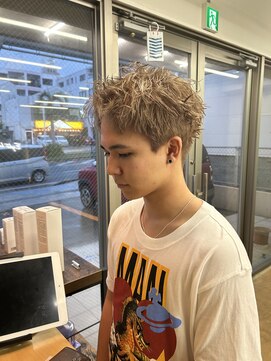 エイトオロク 那覇小禄店(EIGHT oroku) 【EIGHT 小禄店】スパイキー×ブロンドベージュ