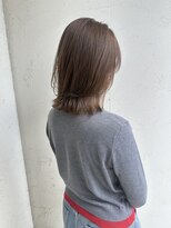 ジュエ ヘアー デザイン(Jue hair design)&nbsp;くびれフォルム×外ハネミディ×柔らかベージュブラウン