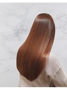 アン ブリーチ(UN BLEACH)の写真/髪の状態を見極めお客様一人一人に合った施術で美髪へと導く。ワンランク上の髪質改善☆