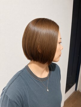 ソーエン バイ ヘッドライト 横須賀中央(soen by HEADLIGHT) 小顔前下がりボブ［20代30代40代50代］