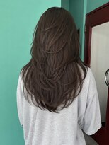 モルト 麻生(molt)&nbsp;ハイレイヤーカット　バタフライカット
