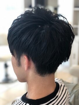 ミーティア バイ クアトロ(Meteor By QUATRO) 【QUATRO戸塚立場】スッキリサマーショート  安田和正