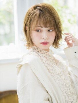 コム(com by neolive) エアリーな外ハネボブ 2