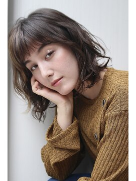 ノーヴェ(Nove) 大人ハイライト×エフォートレスボブ