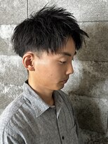 ヒュイル バイ ニアウ(Hwyl by Niau)&nbsp;メンズマッシュパーマニュアンスパーマスパイラルパーマ刈り上げ