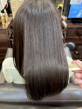 キャラ 池袋本店(CHARA) 髪質改善とアルティストカラーでツヤサラ神にイメチェン【貴也】