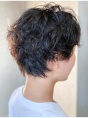 ハンサム　パーマ　ボーイッシュ　ベリショ　黒髪