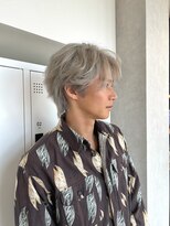 プリンプ トータルビューティ(PRIMP.total beauty) メンズカット　ハイトーンカラー　シルバーホワイト