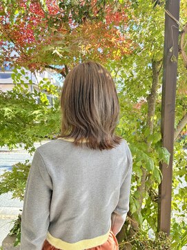 ペスカケイクリエイティブ(PESCA K-CREATIVE) 柔らかレイヤーミディ×秋色ベージュ