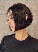 ミニボブ/前下がり/大人クール/くせ毛多毛/黒髪ぱっつんショート
