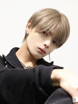 オーシャントーキョーウエスト 心斎橋 (OCEAN TOKYO WEST) メンズヘアラウンドマッシュミルクティーベージュ