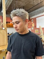 エディ(Edy)&nbsp;スパイキーショートメンズケアブリーチブロンドホワイトベージュ