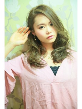 テテクルー(tete et clou) 大人女子のアッシュクレージュ