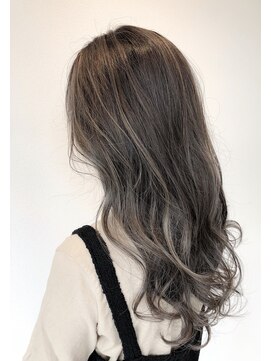 リジィー(Li Gee) ハイライトグレージュカラー