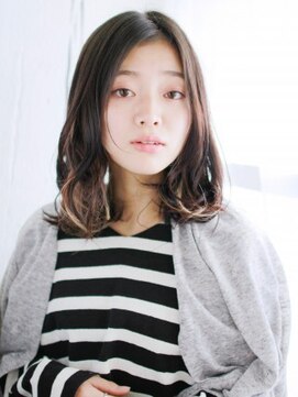 ナル 白山神社参道通り店(nalu) ツヤ感カラーのカールボブスタイル