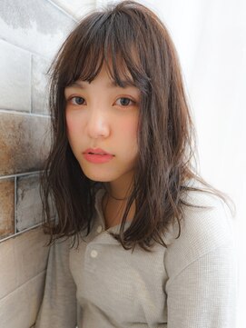 ネオリーブ チロル 横浜西口店(Neolive CiroL.) ゆるめカール ふんわりミディ