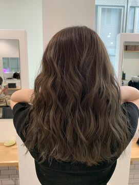 カラ ヘアーサロン(Kala Hair Salon) グレージュ
