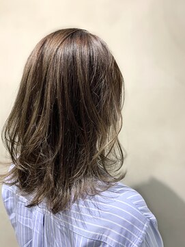 リンダイーロ(Linda Hiro) 【札幌円山 イルミナカラー/髪質改善トリートメント】