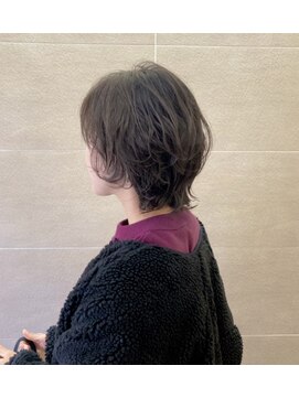 ボネッカ 鶴見(BONECCA) ショートウルフ×パーマ 片岡美里