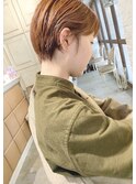 オレンジベージュ　タイトショート　ショートヘア