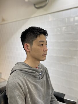 メリケンバーバーショップ フクオカ(MERICAN BARBERSHOP FUK) かき上げヘアショートレイアーくせ毛風パーマコンマヘアS71