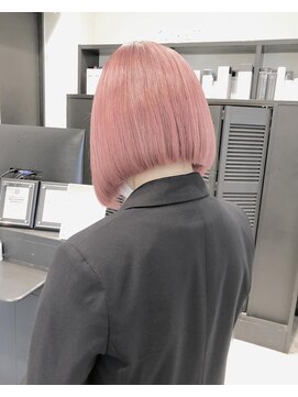 ジゼル(GiseL) 【GiseL】ピンク×ボブ　ダブルカラー/ブリーチ/ベビーピンク