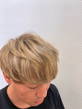 美粧ほそや 横浜反町 外国人風ハイライト