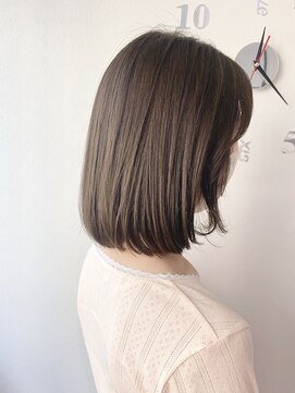 ウル(ulu.) ulu.グレージュ◎