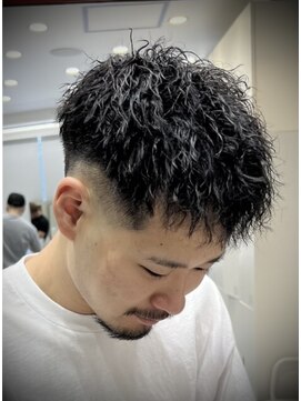 ルースト 京都駅前店(ROOST) ツイストクロップ